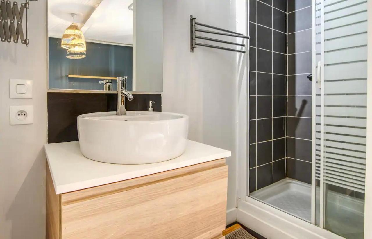 Bel Appartement Avec Terrasse Au Coeur D'Avignone Esterno foto